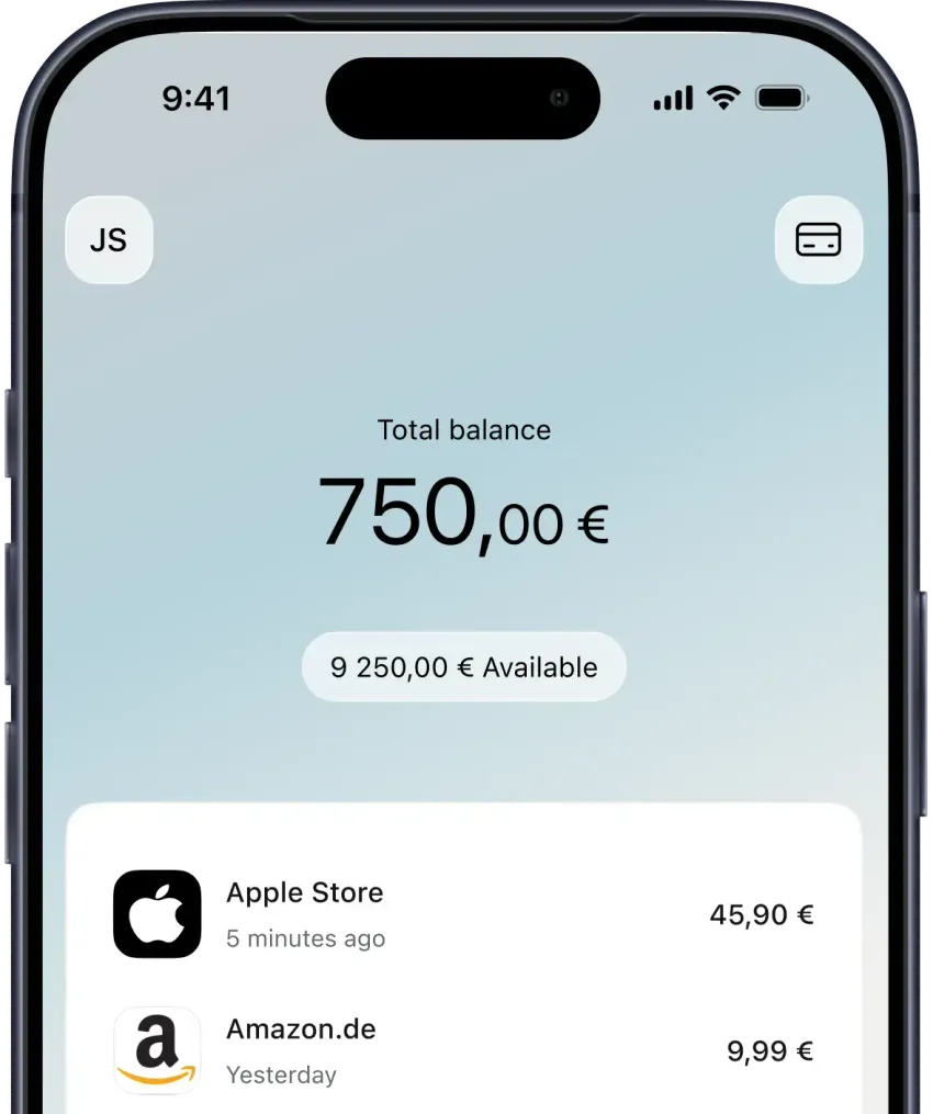 Monefit app showing total balance and recent purchases